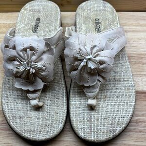 Orthaheel Tan Floral Sandals